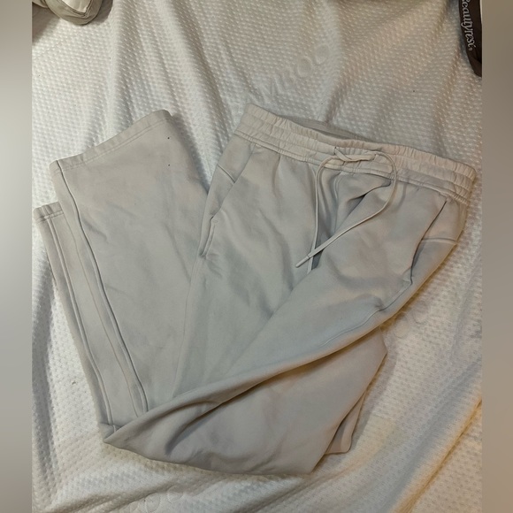 Lululemon loungeful pants - Picture 3 of 3